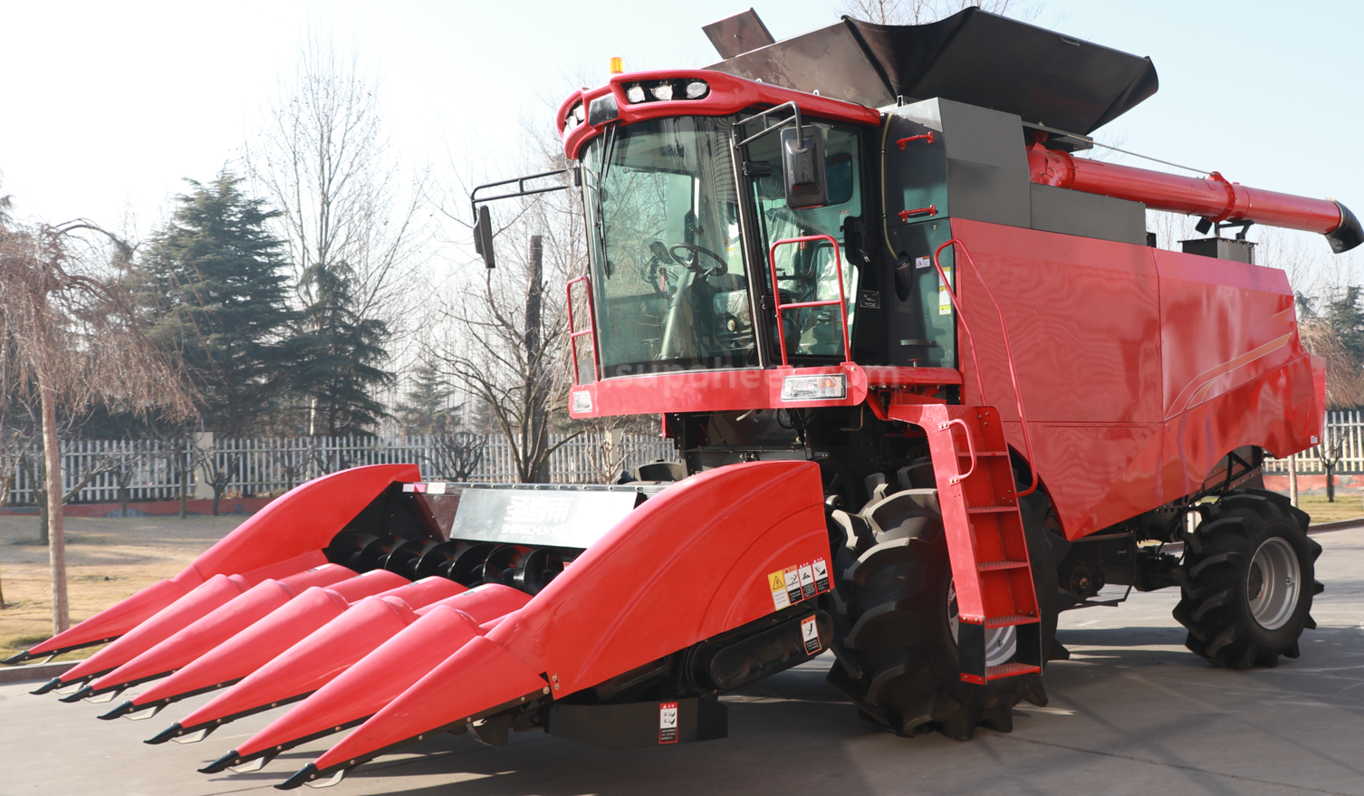 Multifunctional corn kernel harvester